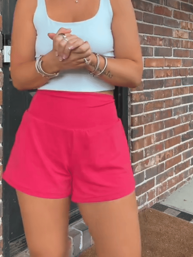 Super High Waisted 2-in-1 Yoga Shorts with Hidden Pockets