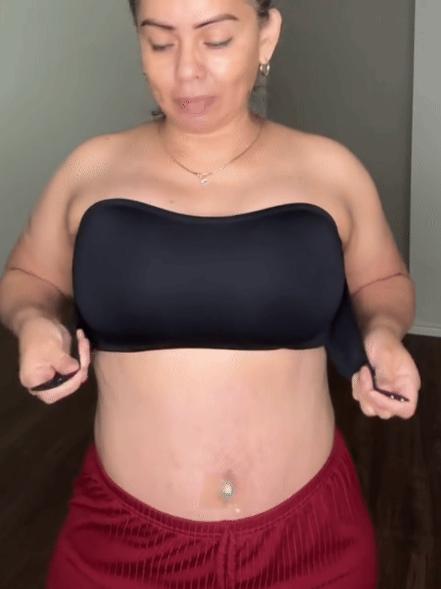 Seamless Strapless Bra with Front Closure - Wire-Free Bandeau