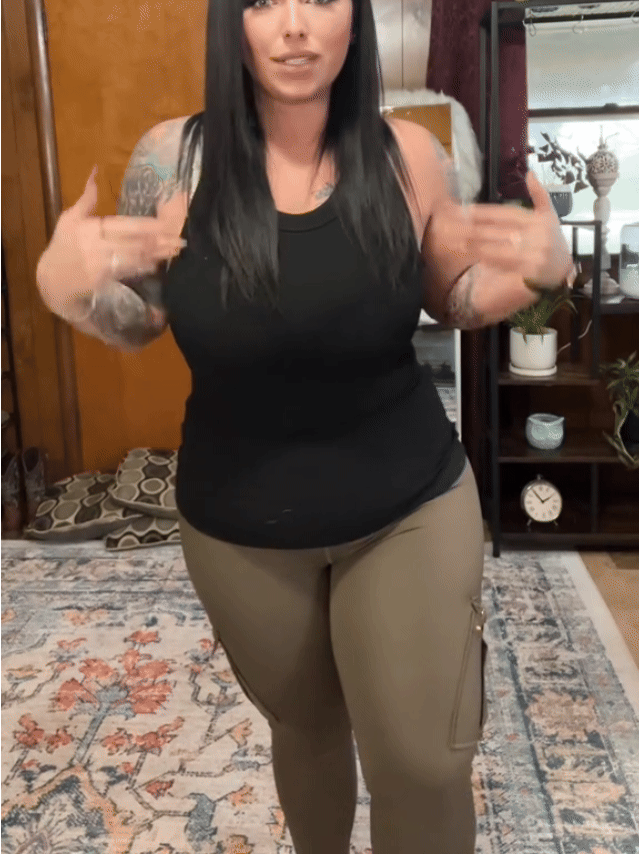 Ribbed Knit Tank Top – Sculpting Body-Hugging Fit